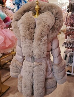 Winterjas beige luxe met faux Fur 116-164